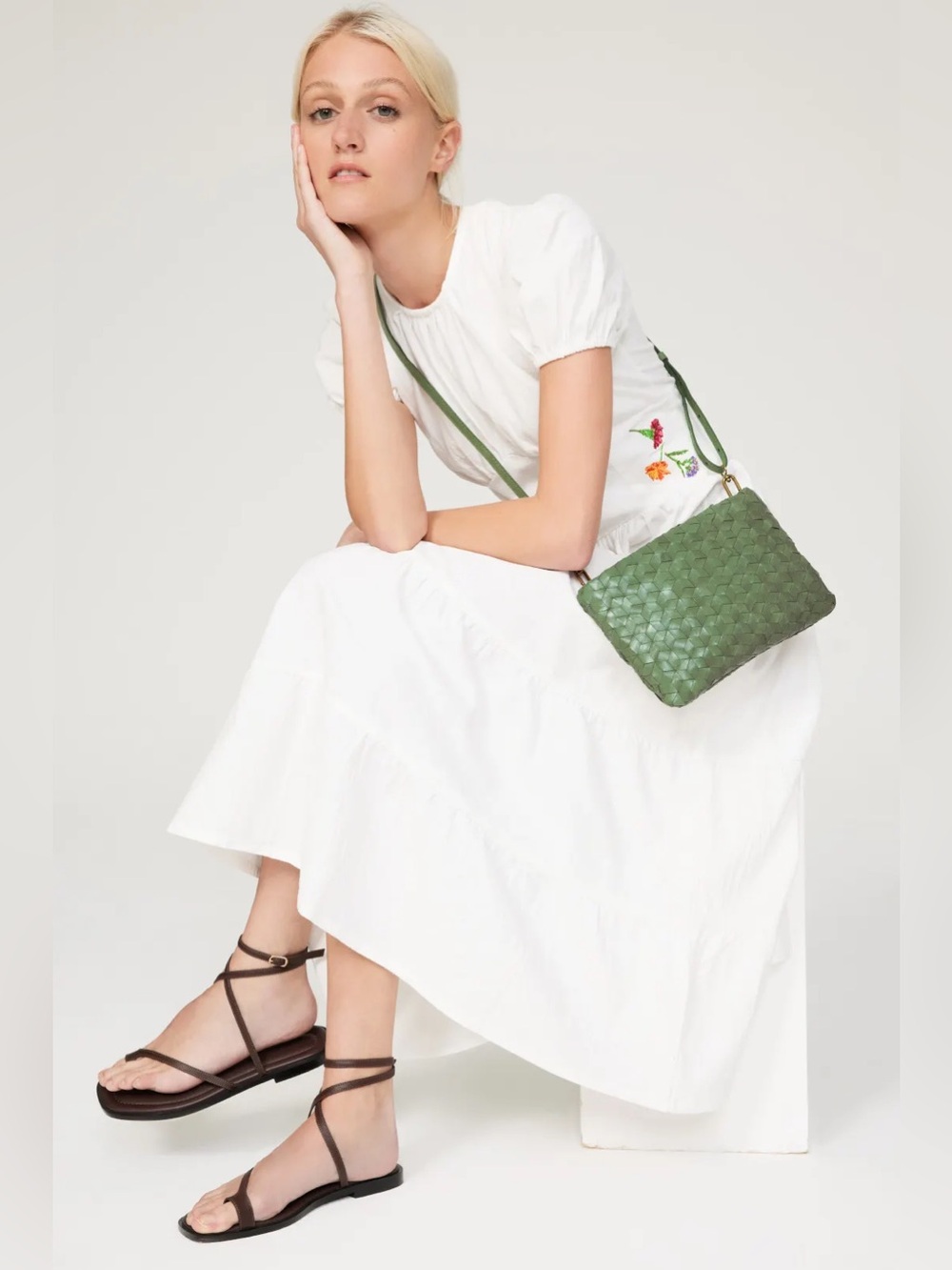 Madewell The Puff Woven Leather Crossbody Clutch Handbag Purse in Green Basil